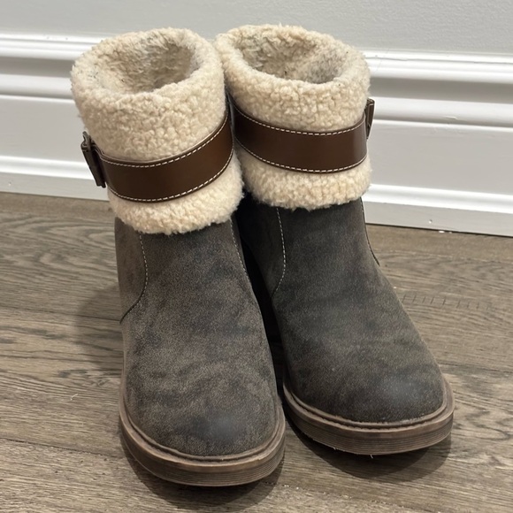 Dirty Laundry Brown Heeled Boots Size 7.5 - Picture 6 of 12